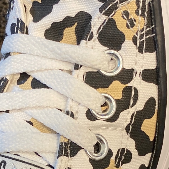 Meet your Posher, Ashlie - Picture 1 of 1